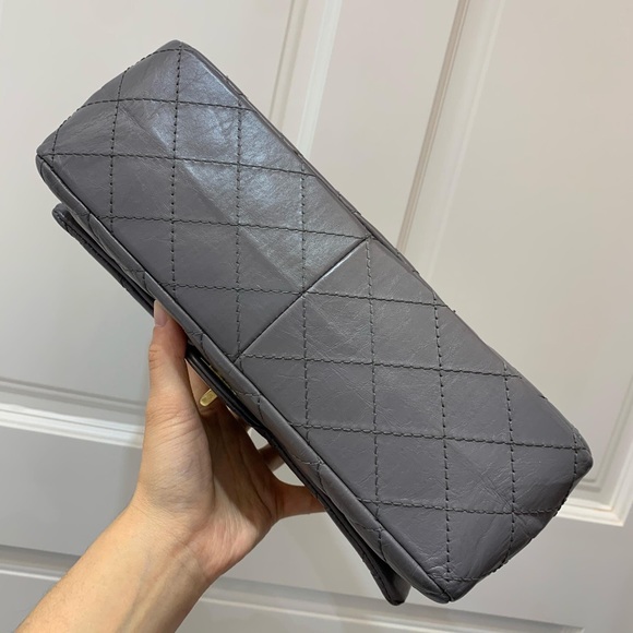 💓Sold💓Chanel Quilted Leather Reissue 2.55 - Picture 5 of 16